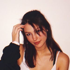 Meet your Posher, Laurel